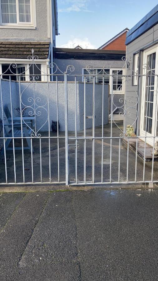 Appartamento Roblins Nest Ammanford Esterno foto